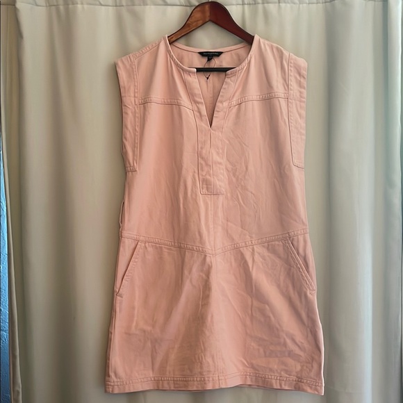 Banana‎ Republic Pink Denim Mini Sleeveless Dress, size small petite - Picture 1 of 4